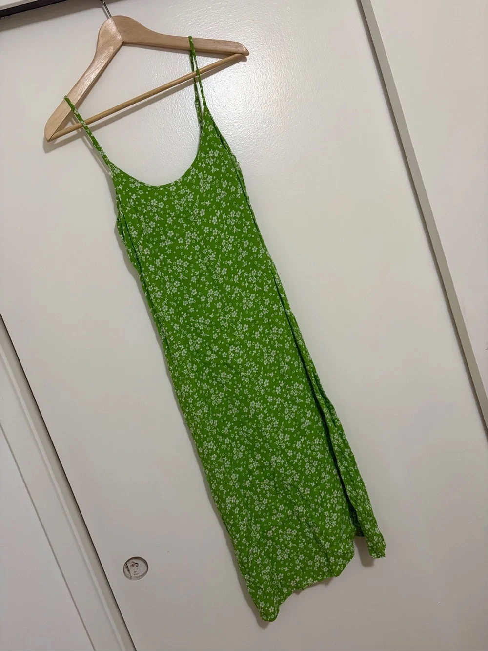 Reformation sleek slip
